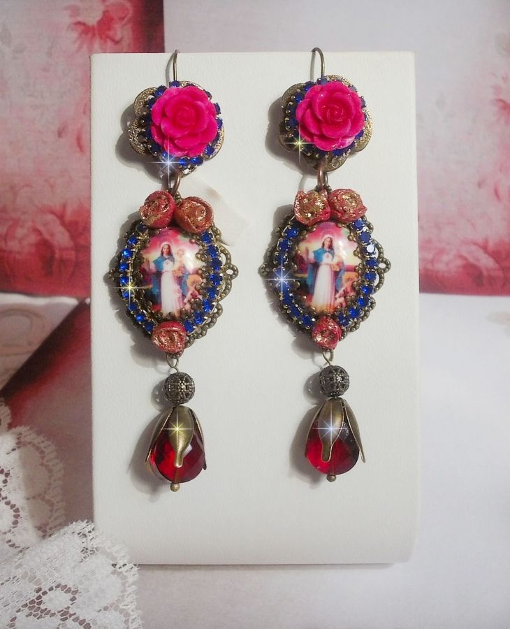 BO Mary and Jesus created with resin cabochons, red faceted pears and various accessories