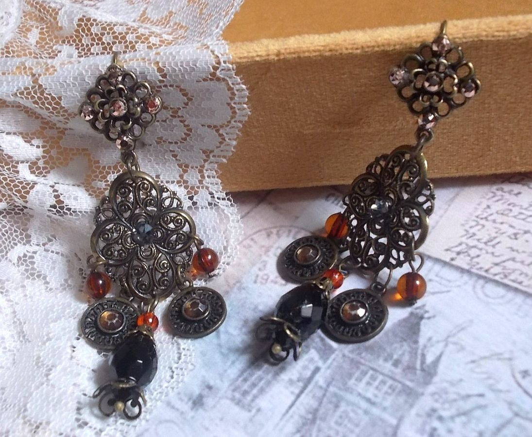 BO Milady Broc' created with stamps, drops, brass charms, rhinestones, PureCrystal cabochons and glass beads