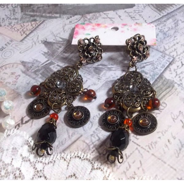 BO Milady Broc' created with stamps, drops, brass charms, rhinestones, PureCrystal cabochons and glass beads