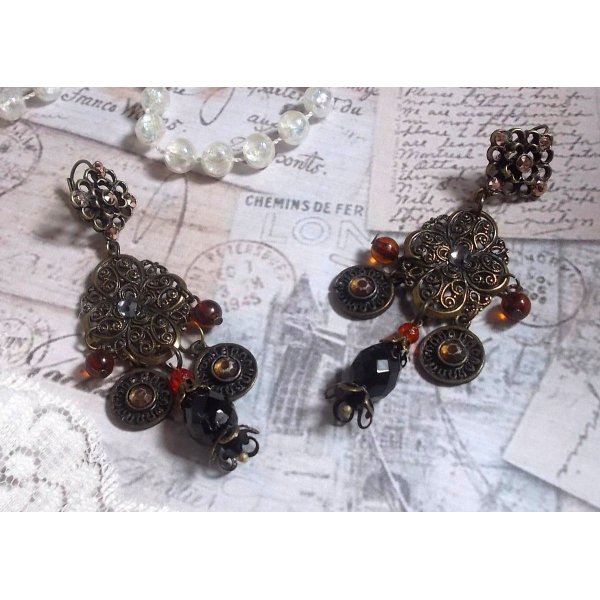 BO Milady Broc' created with stamps, drops, brass charms, rhinestones, PureCrystal cabochons and glass beads