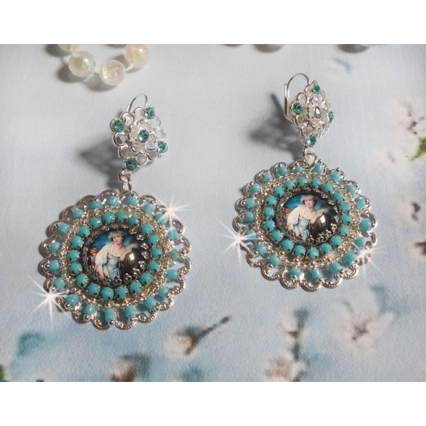 BO Moment de D&eacute;tente created with Vintage Ladies magnifying glass cabochons, Swarovski crystals, stamps and glass beads