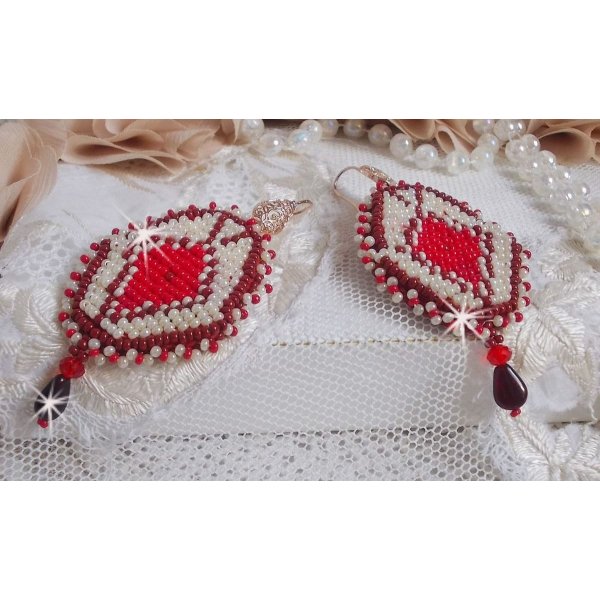 BO Romane embroidered with red glass seed beads, Bordeaux, Ivory and smooth petal drops Garnet