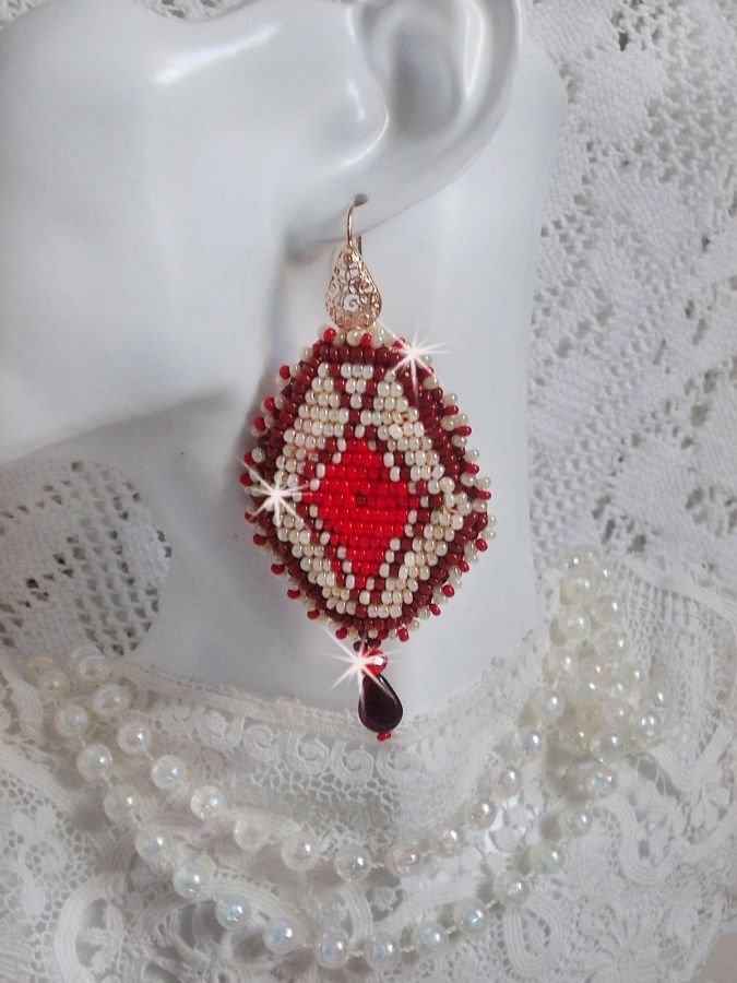 BO Romane embroidered with red glass seed beads, Bordeaux, Ivory and smooth petal drops Garnet