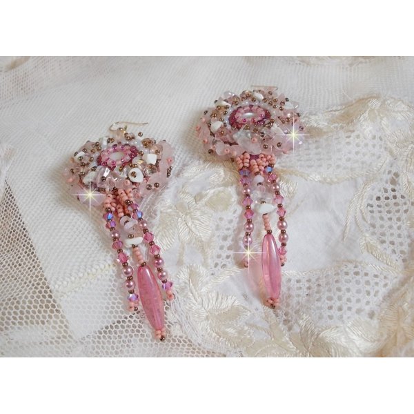 BO Rose Royale embroidered with mother-of-pearl cabochons, chips in (Quartz and white Howlite), Swarovski Crystals, Roses rockets, seed beads and hooks in Gold Filled 14 carats