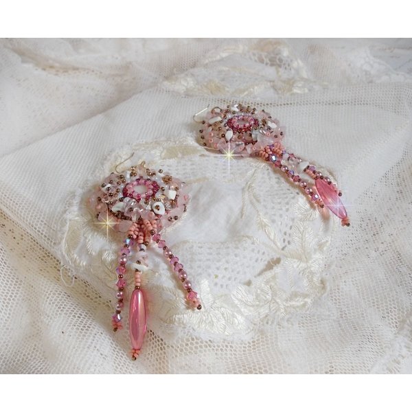 BO Rose Royale embroidered with mother-of-pearl cabochons, chips in (Quartz and white Howlite), Swarovski Crystals, Roses rockets, seed beads and hooks in Gold Filled 14 carats