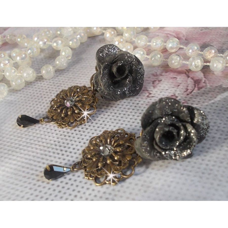 BO Steampunk Queen created with black porcelain roses, Swarovski crystal cabochons, glass drops and brass accessories