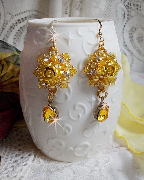 BO Sunflower Gold embroidered with Swarovski crystals, metal roses and Miyuki seed beads