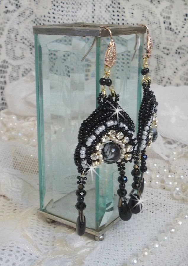 BO Féerie Black are embroidered with Swarovski crystals, crystal chatons, round faceted flattened beads, twisted Bugles and seed beads