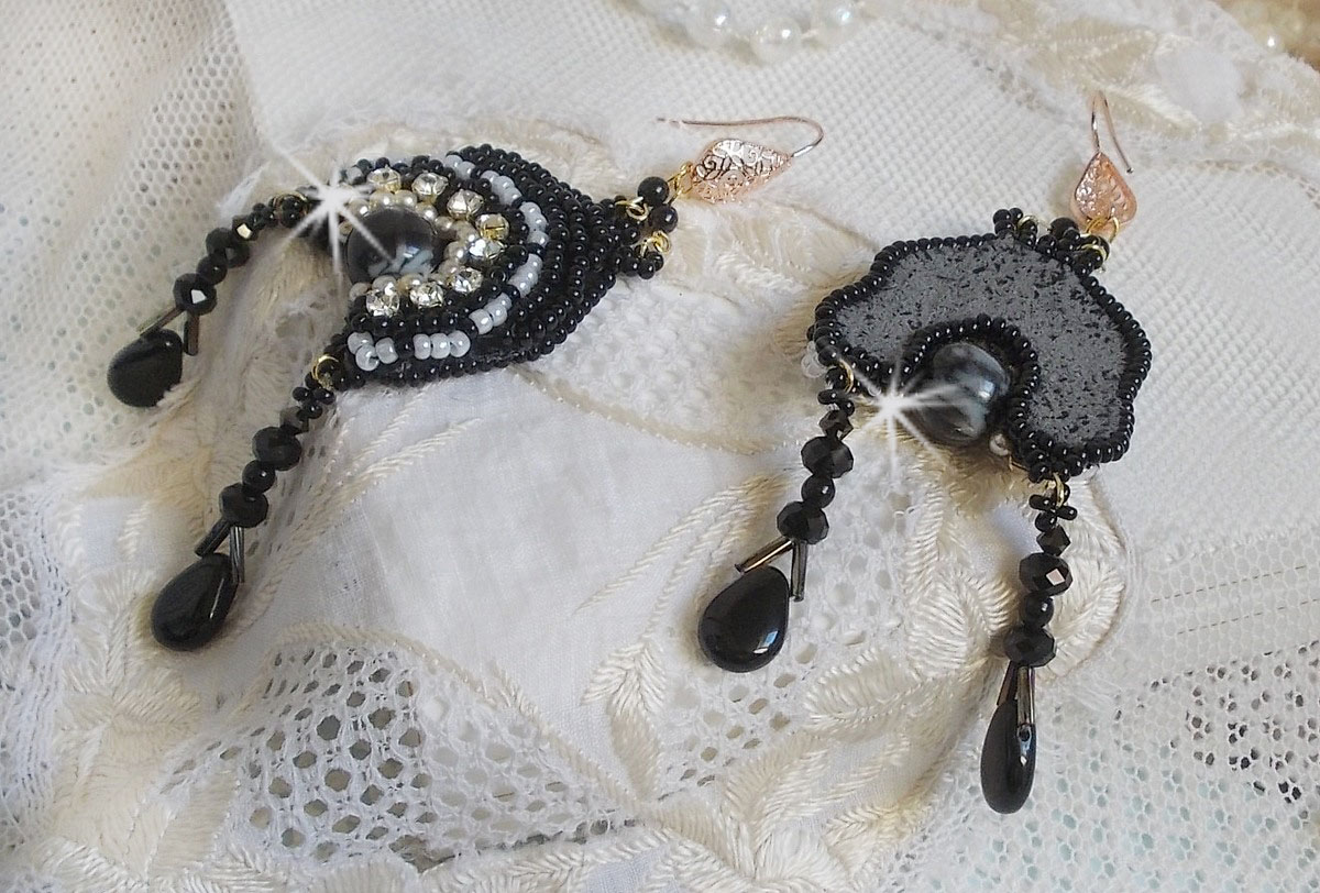 BO Féerie Black are embroidered with Swarovski crystals, crystal chatons, round faceted flattened beads, twisted Bugles and seed beads