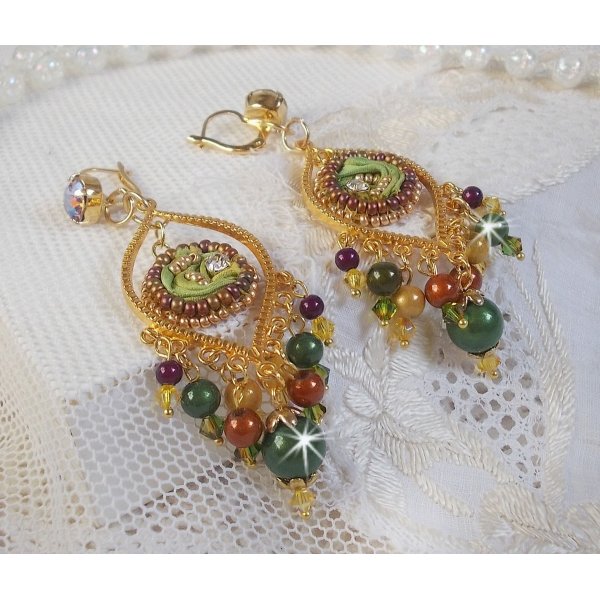 BO Venetian moon embroidered with a chameleon colored silk ribbon, Swarovski crystals and magic beads