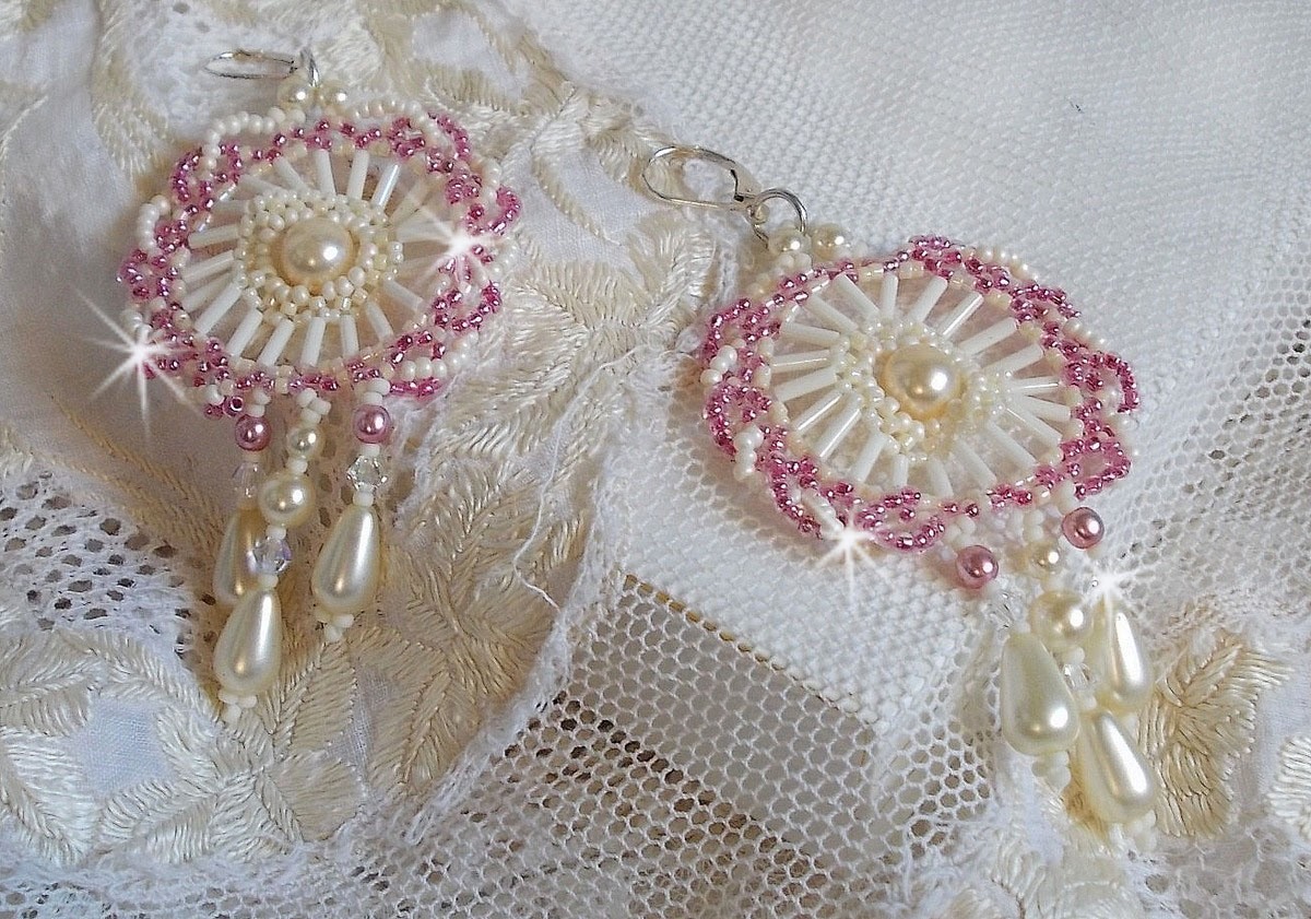 BO Détente mounted with round pearls and pearly drops Ivory, Antique pink seed beads and 925 silver sleepers