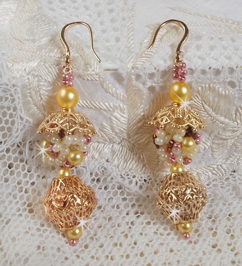 La Petite Robe Jaune earrings, a luminous sparkle with these seed beads