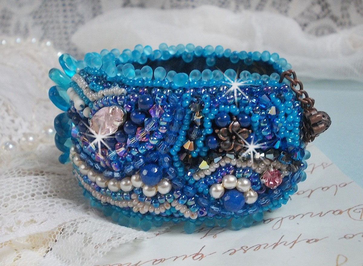 Belle Epoque cuff bracelet Haute-Couture embroidered with Swarovski crystals, resin cabochons and seed beads