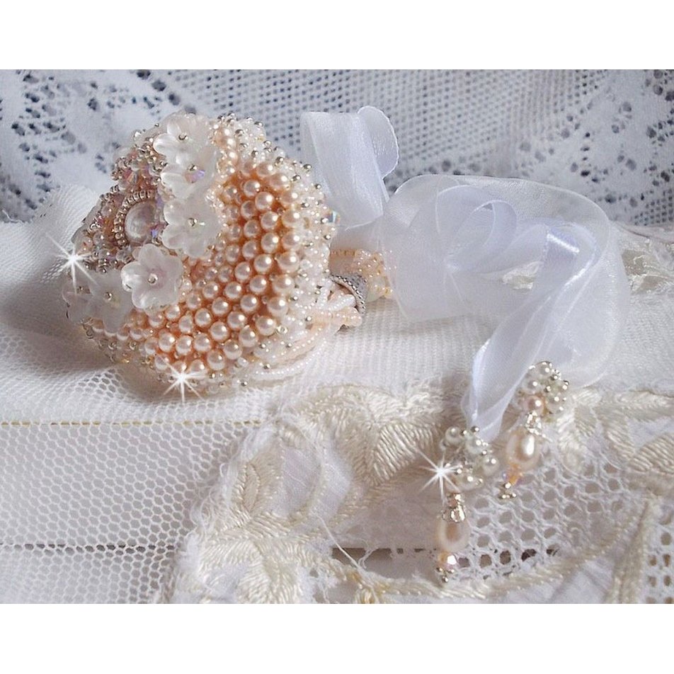 Bouquet d'un Jour bracelet embroidered with Swarovski pearls, Lucite flowers, ribbons and quality seed beads