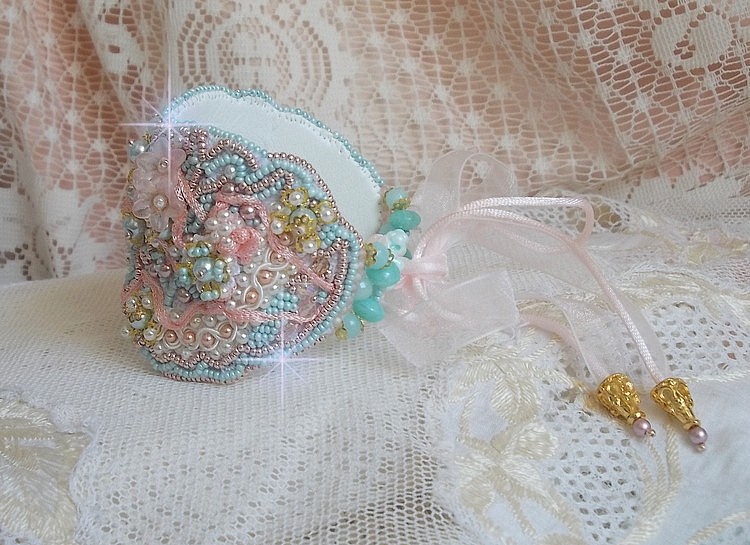 Bracelet Mint Lace Cuff Haute-Couture embroidered with Swarovski crystals, bohemian glass beads, seed beads and Lucite flowers in resin