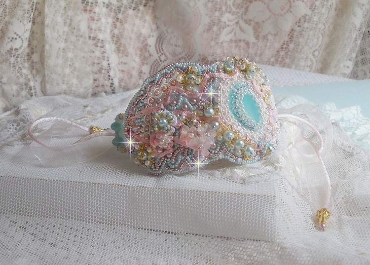 Bracelet Mint Lace Cuff Haute-Couture embroidered with Swarovski crystals, bohemian glass beads, seed beads and Lucite flowers in resin