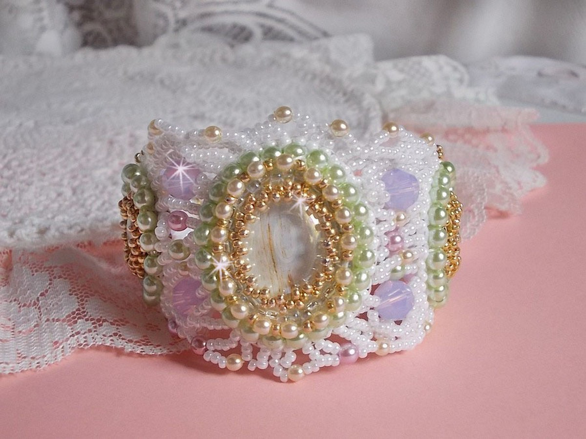 Envolée Fleurie bracelet embroidered with Swarovski crystals, resin cabochons, pearly round beads and Miyuki seed beads