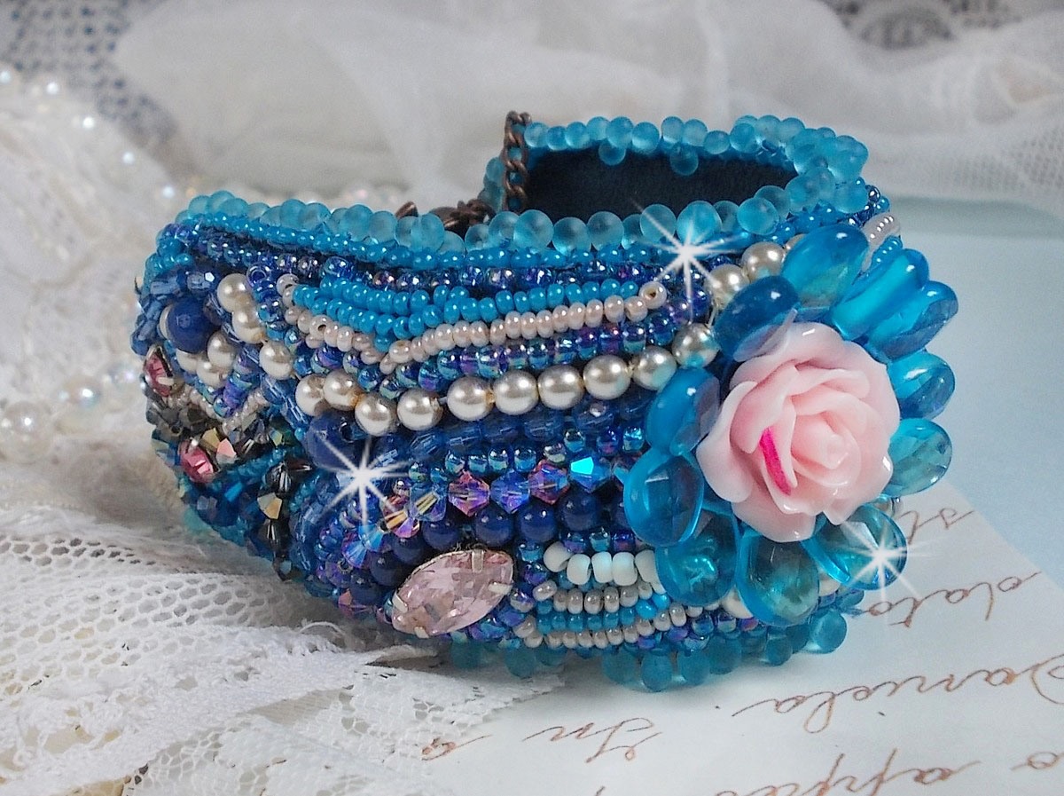 Belle Epoque cuff bracelet Haute-Couture embroidered with Swarovski crystals, resin cabochons and seed beads