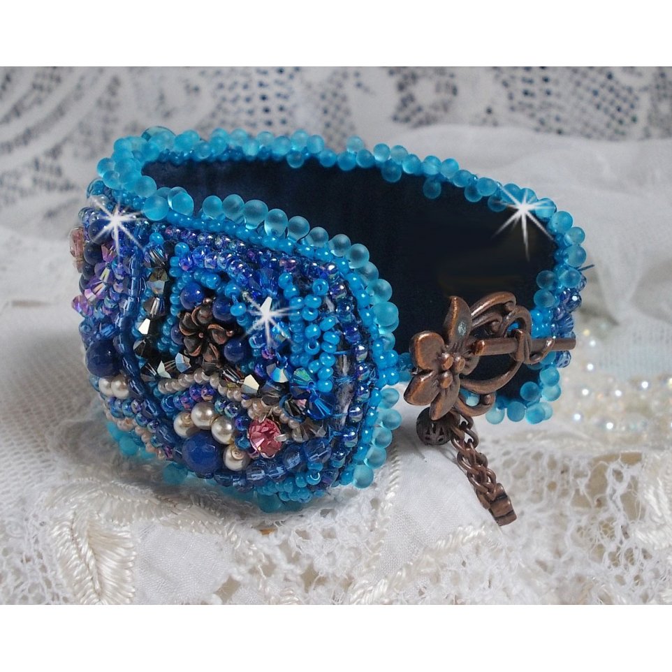 Belle Epoque cuff bracelet Haute-Couture embroidered with Swarovski crystals, resin cabochons and seed beads