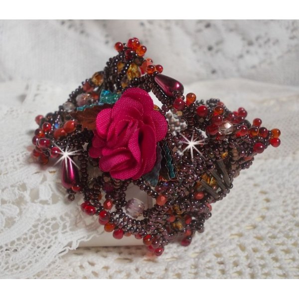 Belle H&eacute;l&egrave;ne cuff bracelet all in seed beads, fabric flower, gemstone beads (yellow/white calcite) and seed beads