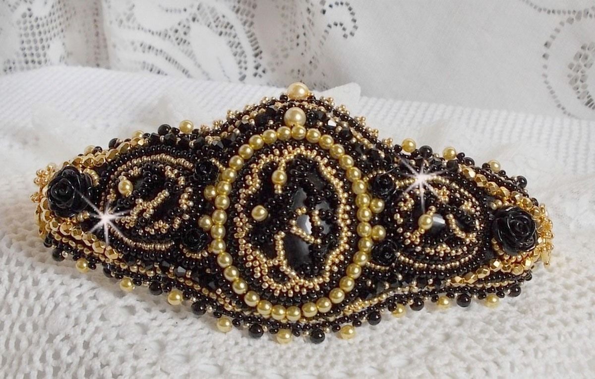 Cleopatra bracelet cuff embroidered with a black onyx, Swarovski crystals and seed beads