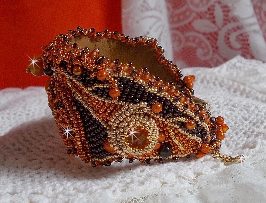 Bracelet Lady in Orange cuff Haute-Couture embroidered with Swarovski crystals and Miyuki seed beads.