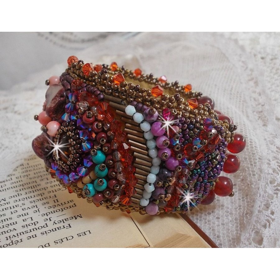 Bracelet Topaz cuff embroidered with a pearly mahogany disc, Amethyst, Pink Coral Light, Swarovski crystals and seed beads