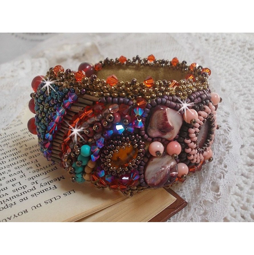 Bracelet Topaz cuff embroidered with a pearly mahogany disc, Amethyst, Pink Coral Light, Swarovski crystals and seed beads