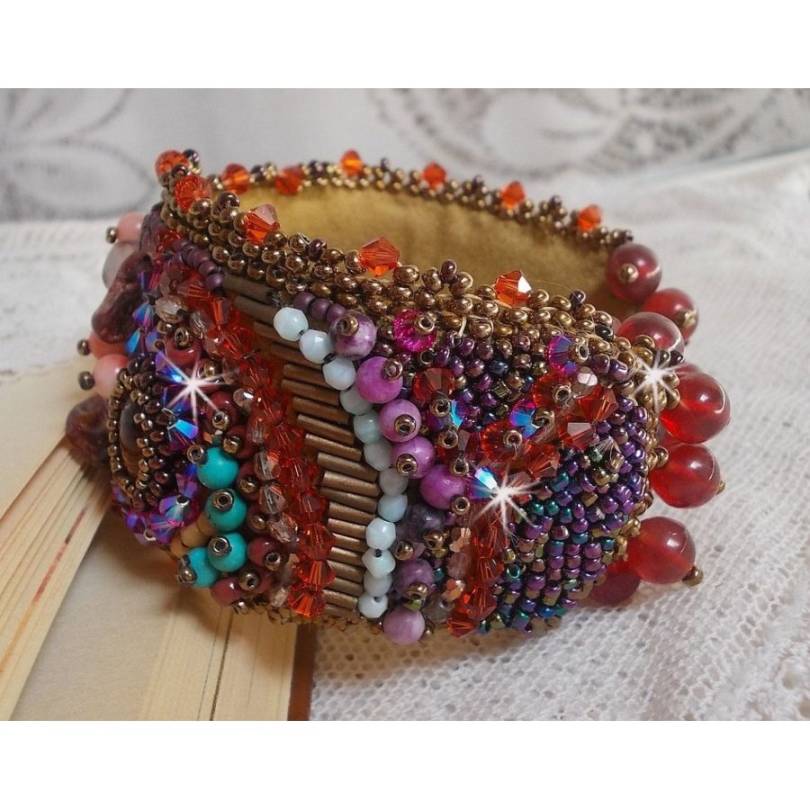 Bracelet Topaz cuff embroidered with a pearly mahogany disc, Amethyst, Pink Coral Light, Swarovski crystals and seed beads