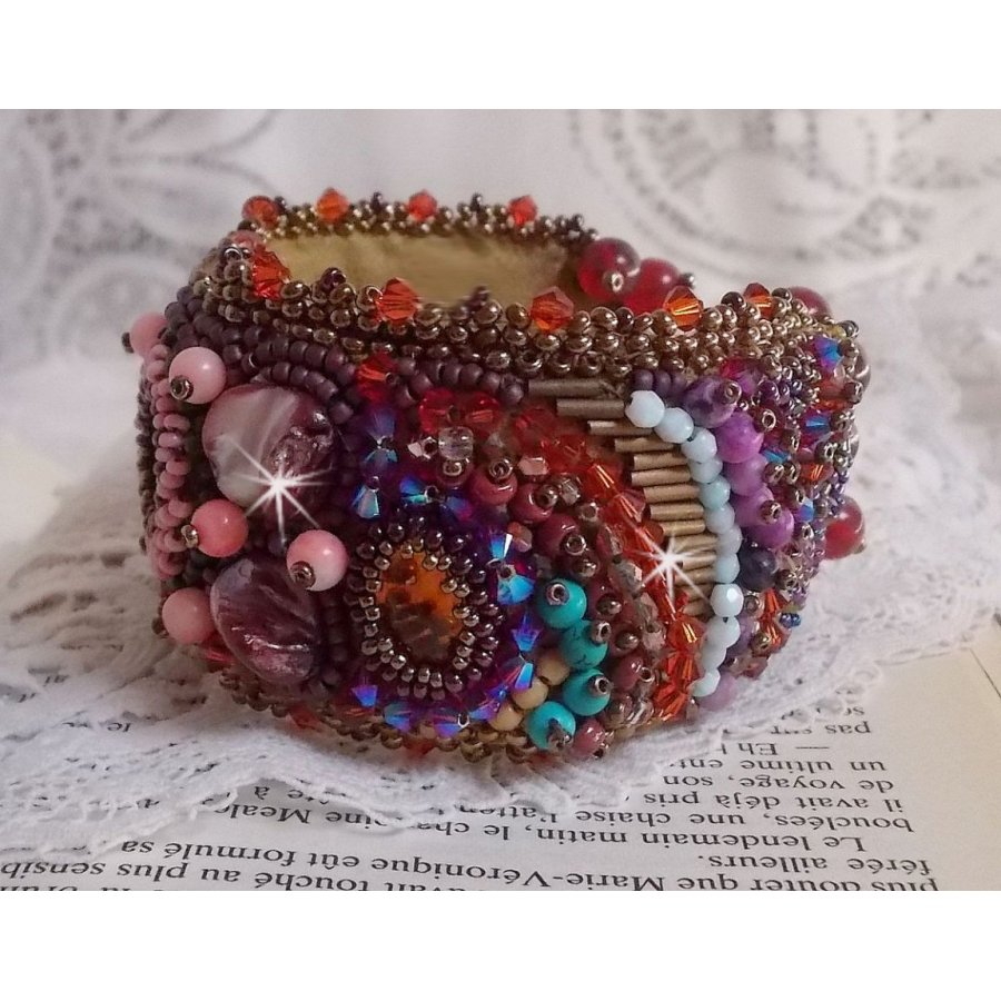 Bracelet Topaz cuff embroidered with a pearly mahogany disc, Amethyst, Pink Coral Light, Swarovski crystals and seed beads