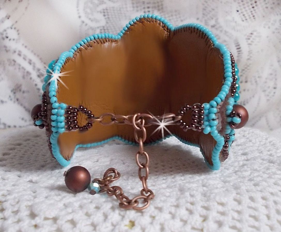 Turquoise Cuff bracelet Haute-Couture embroidered with mahogany mother-of-pearl disc, Swarovski crystals, faceted Bohemian glass and seed beads