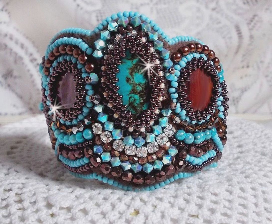 Turquoise Cuff bracelet Haute-Couture embroidered with mahogany mother-of-pearl disc, Swarovski crystals, faceted Bohemian glass and seed beads