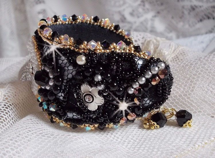 Sacred Black Bracelet embroidered on an antique black lace 