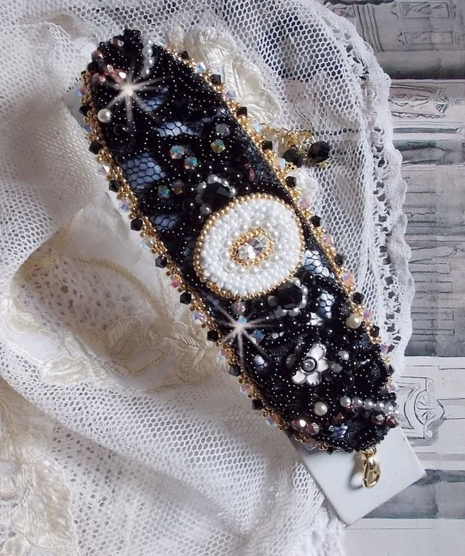 Sacred Black Bracelet embroidered on an antique black lace 