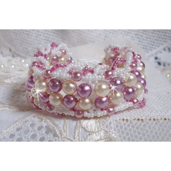 Relaxation bracelet With pearly pearls in Swarovski crystal