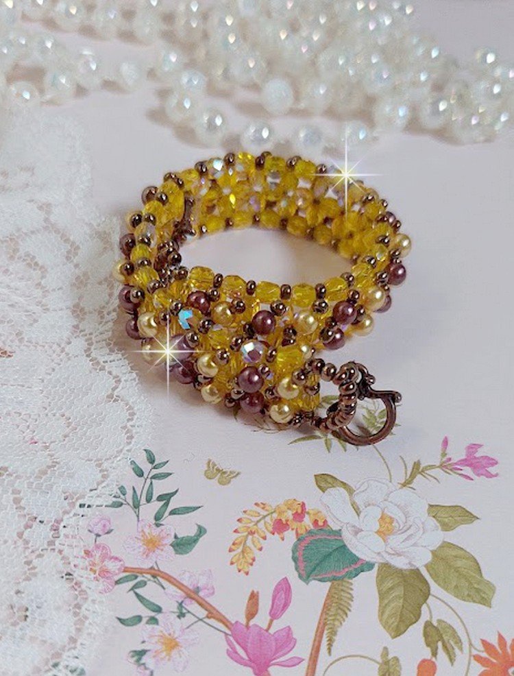 Soleil beads bracelet with glass beads and facets