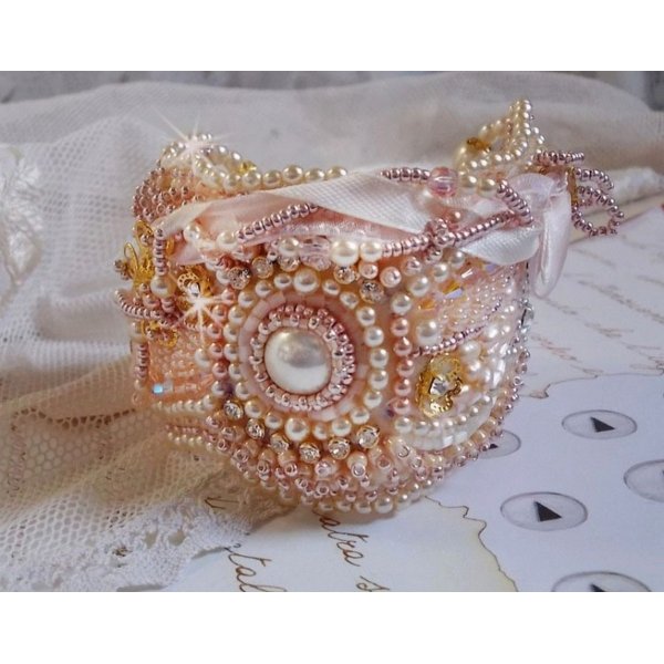 Bracelet Rice powder cuff embroidered with freshwater pearls, pearls, seed beads and Swarovski crystals