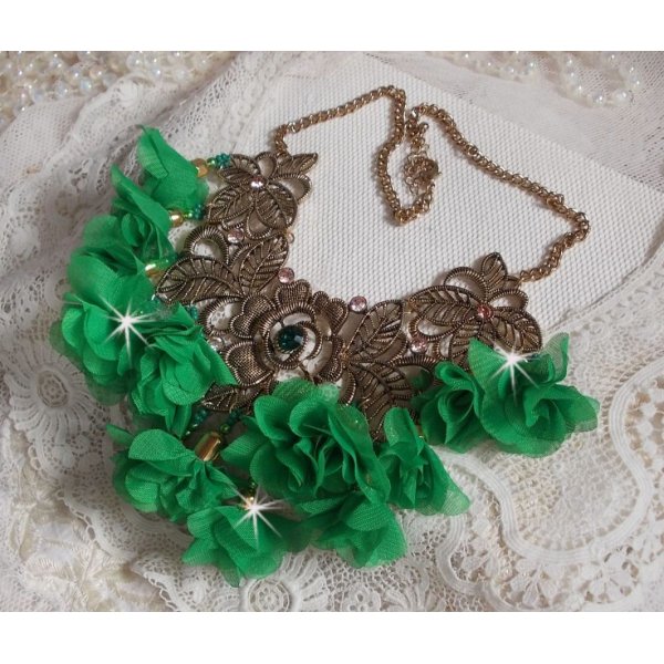 Belle Emeraude necklace mounted with fabric flowers, Swarovski crystals and seed beads