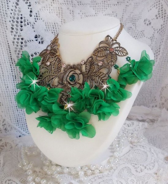 Belle Emeraude necklace mounted with fabric flowers, Swarovski crystals and seed beads