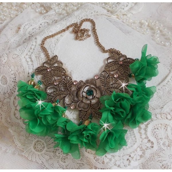 Belle Emeraude necklace mounted with fabric flowers, Swarovski crystals and seed beads