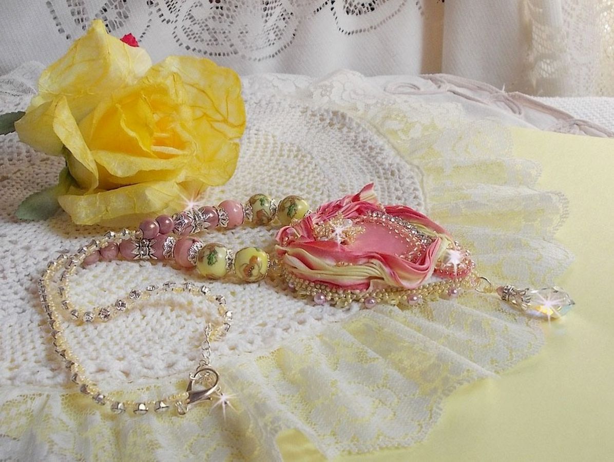 Tender Heart necklace embroidered with a pink and yellow silk ribbon, ceramic beads, Swarovski crystals and seed beads