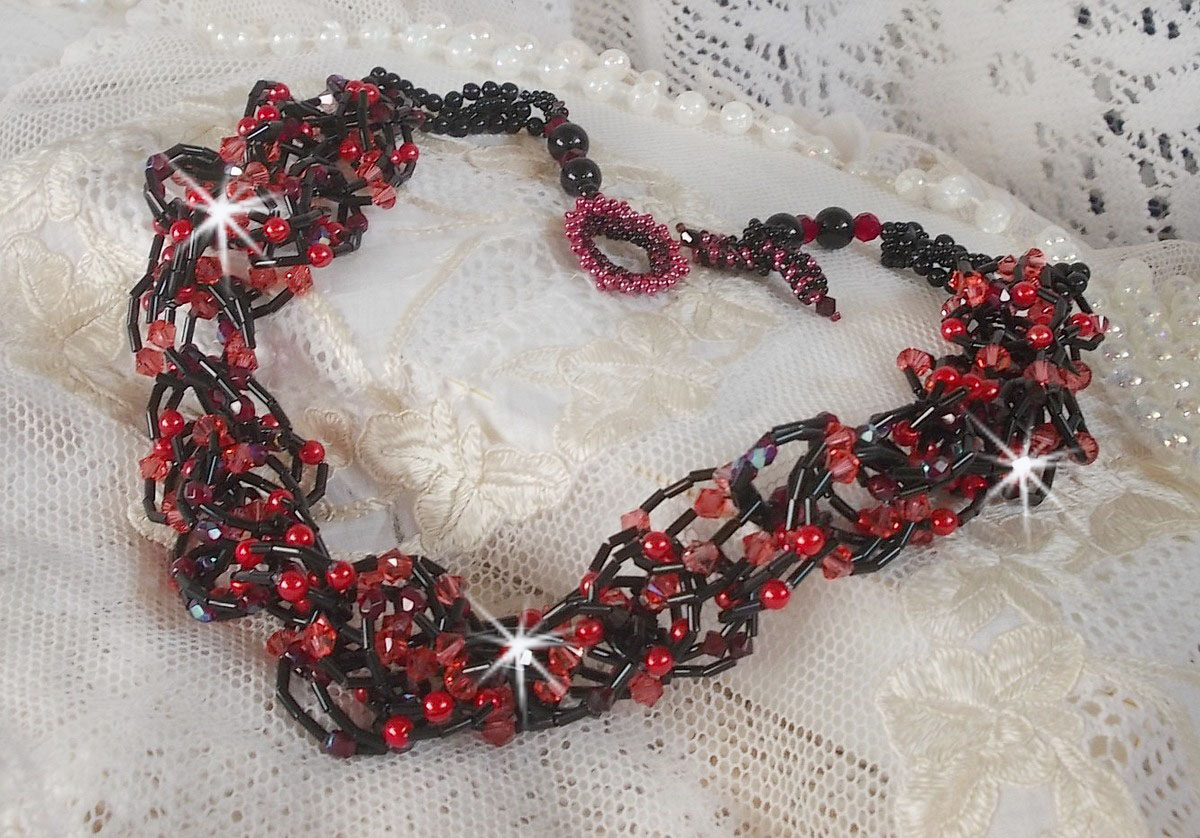 Feeling necklace mounted with tube seed beads, Swarovski crystals and facets