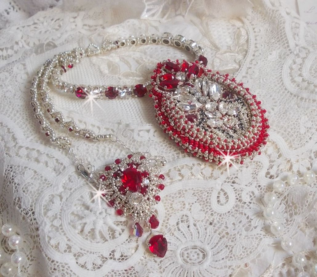 Drigon Red necklace embroidered with red Swarovski crystals, silver seed beads, rhinestones, clasps and 925/1000 silver chains