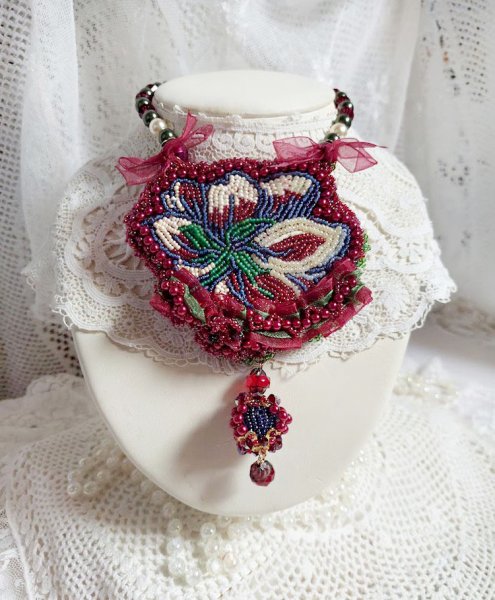 Necklace Enchantment of Autumn embroidered with pearly pearls Bordeaux, a lace, various pearls and seed beads