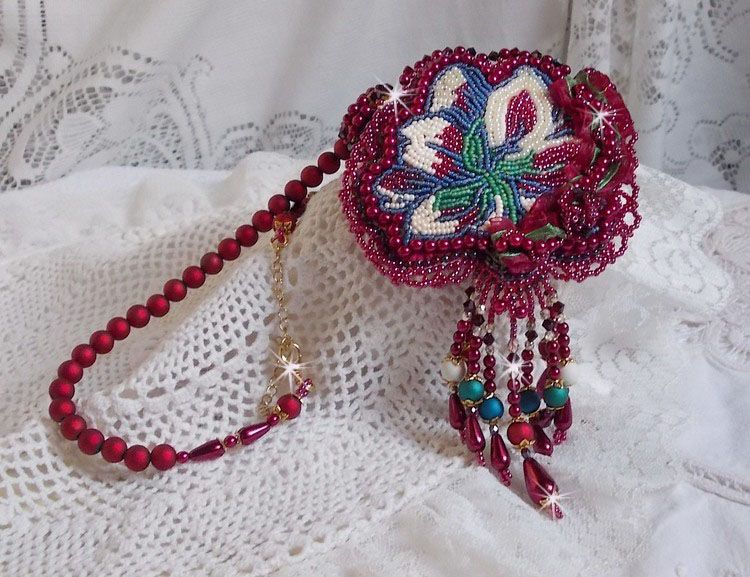 Necklace Enchantment of Autumn embroidered with pearly pearls Bordeaux, a lace, various pearls and seed beads