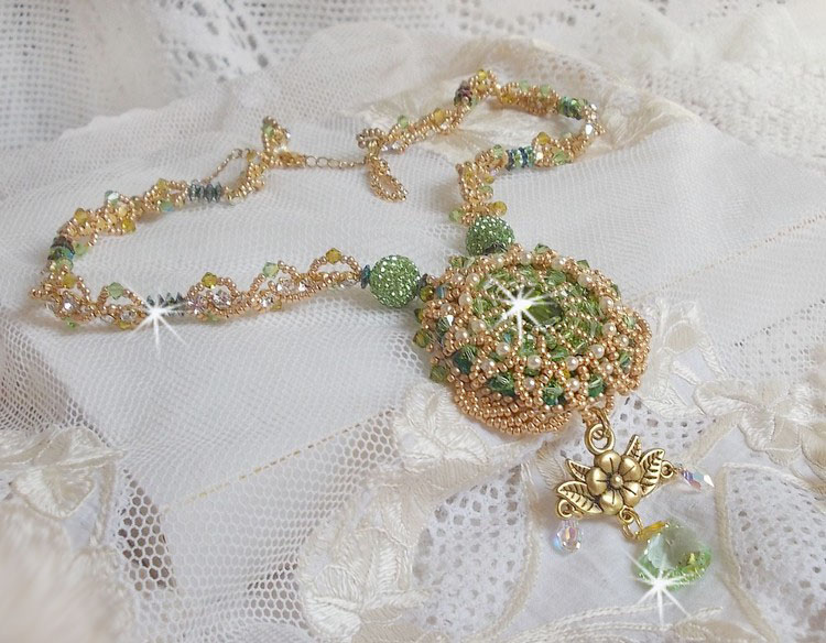 Garden Party necklace embroidered with a Green Bohemian Crystal, Swarovski beads and Miyuki seed beads