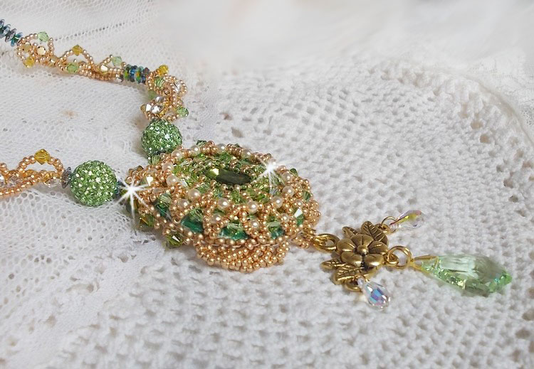 Garden Party necklace embroidered with a Green Bohemian Crystal, Swarovski beads and Miyuki seed beads