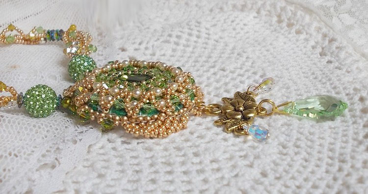 Garden Party necklace embroidered with a Green Bohemian Crystal, Swarovski beads and Miyuki seed beads