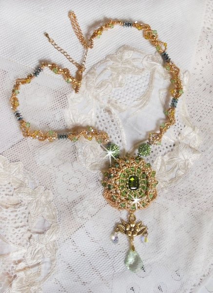 Garden Party necklace embroidered with a Green Bohemian Crystal, Swarovski beads and Miyuki seed beads