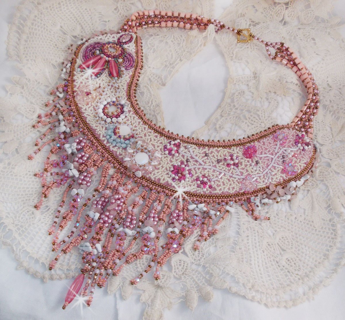 Rose Royale necklace, embroidered with semi-precious pearls, Swarovski crystal and various quality pearls in Haute-Couture style